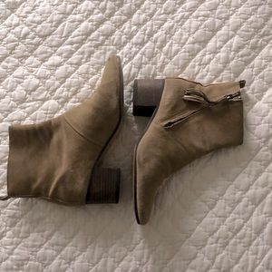 Banana Republic Boots